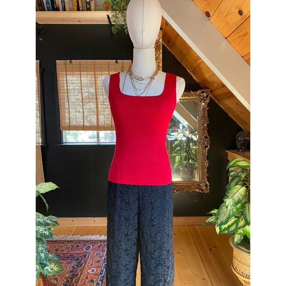 Silk Knit Tank Red - Picture 2 of 4